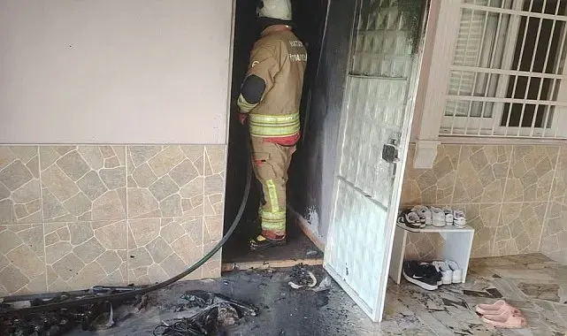 Arsuz'da evin depo bölümünde çıkan yangın söndürüldü