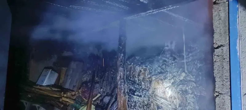 Burdur Yeşilova'da Ahır Yangını Paniği