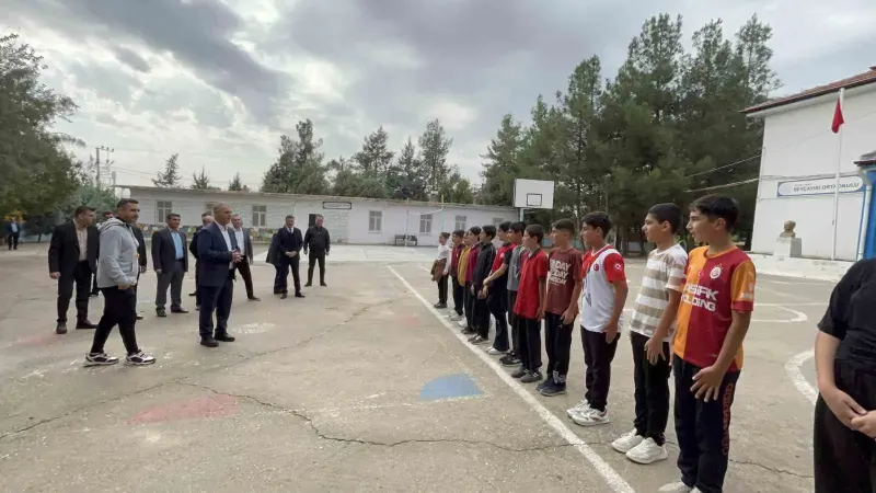 Batman AK Parti Başkanından Şampiyon Öğrencilere Sürpriz Ziyaret