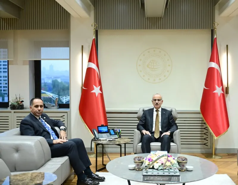 Mersin'in Ulaşım Projeleri Bakan Uraloğlu İle Masaya Yatırıldı