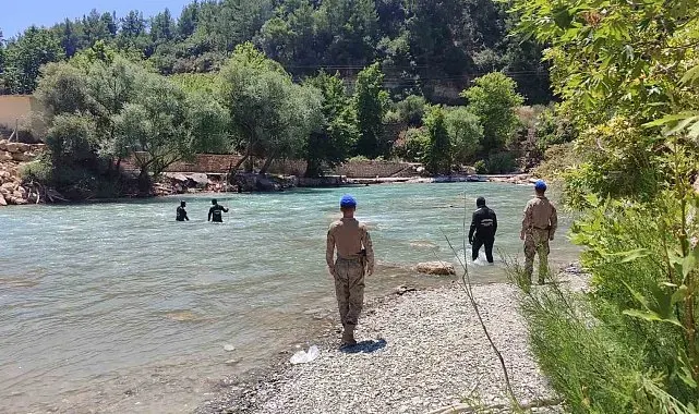 Alara Çayı'nda kaybolan genci arama çalışmaları 17'nci gününde sürüyor