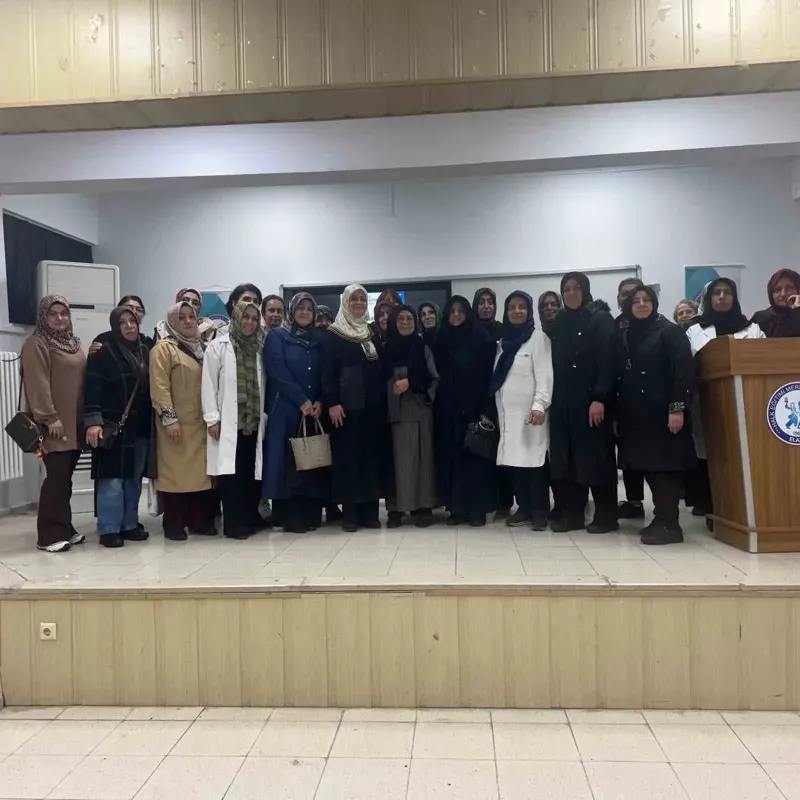 Elazığ'da Aile Yılı Kapsamında Kadının Rolü Anlatıldı