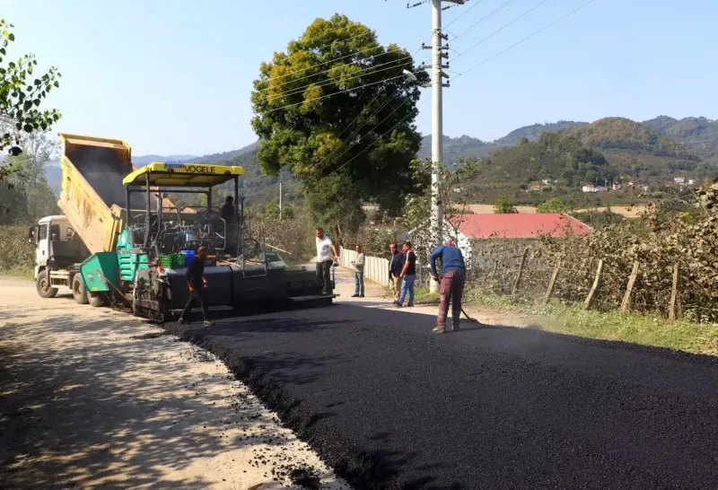 Ordu genelinde Sıcak Asfalt Seferberliği Sürüyor