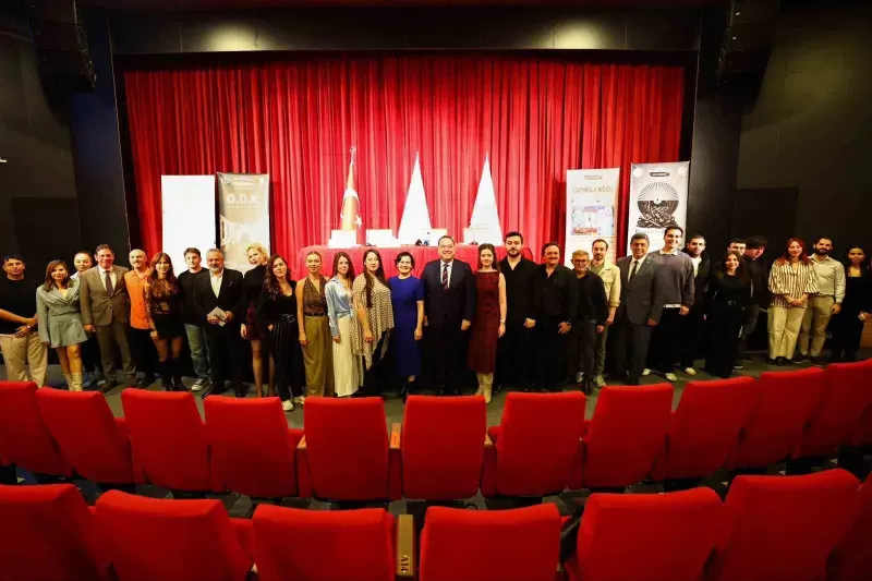 Manisa Şehir Tiyatrosu 20'inci Sezonunu Duruş Temasıyla Açıyor