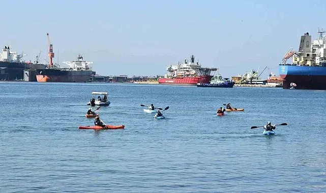 Marmara Denizi'nde ücretsiz kano keyfi havadan görüntülendi