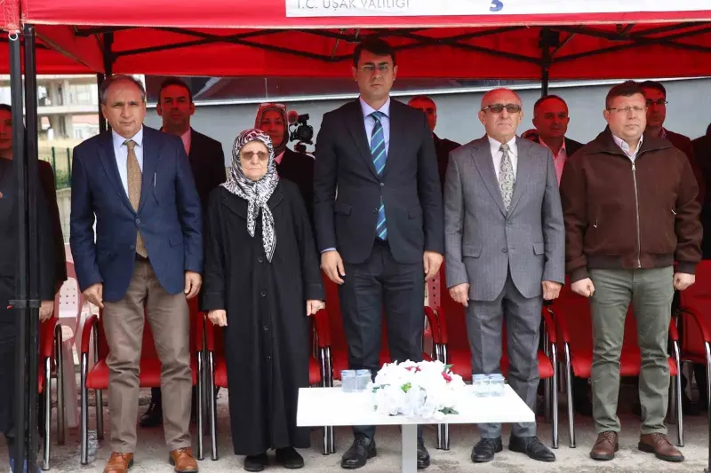 Uşak Kentinde Hayırsever Katkısıyla İnşa Edilen Sağlık Merkezi Hizmete Girdi