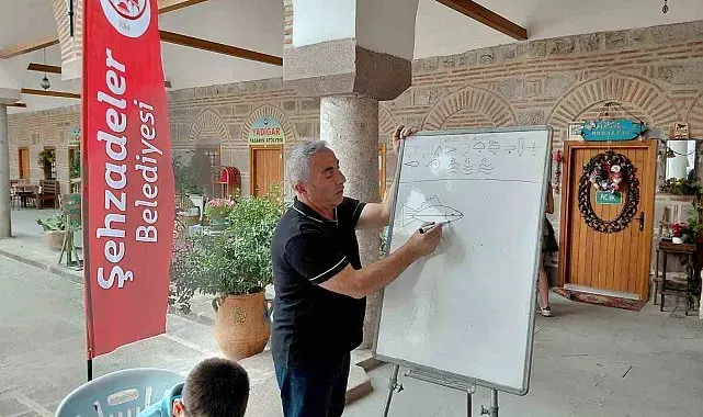 Tarihi Kurşunlu Han'da sanatın izinde yeni yetenekler yetişiyor