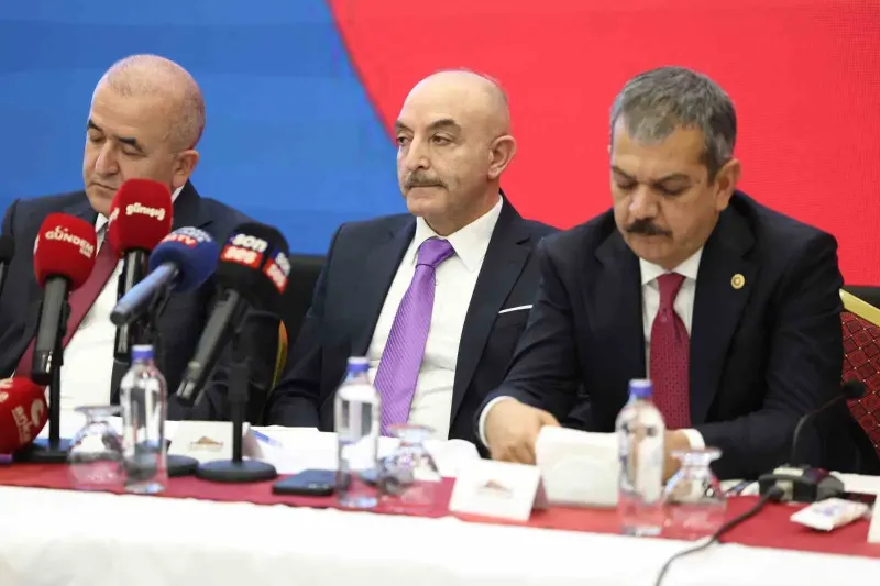 Cumhurbaşkanı Danışmanı Oğan Elazığ'da Terörsüz Türkiye Sürecini Anlattı