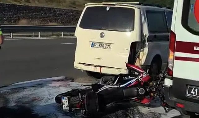 Feci kazada ağır yaralanan motosiklet sürücüsü yaşam savaşını kaybetti
