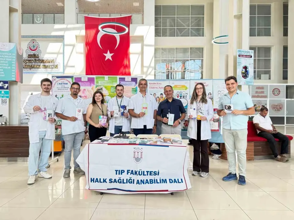 Muğla’da Halk Sağlığı Haftası kapsamında bilgilendirme standı kuruldu