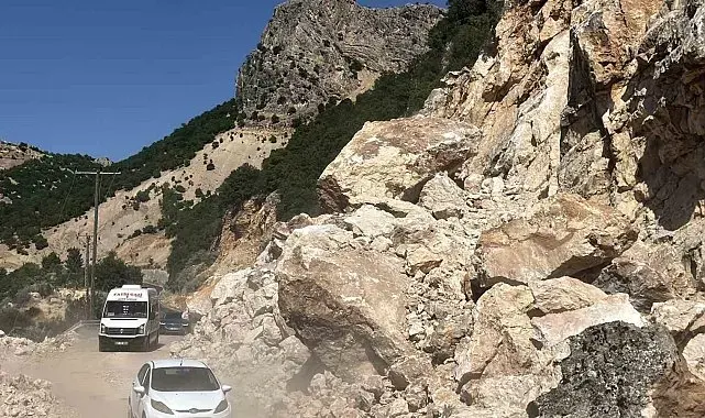 Adıyaman- Çelikhan Karayolunda heyelan