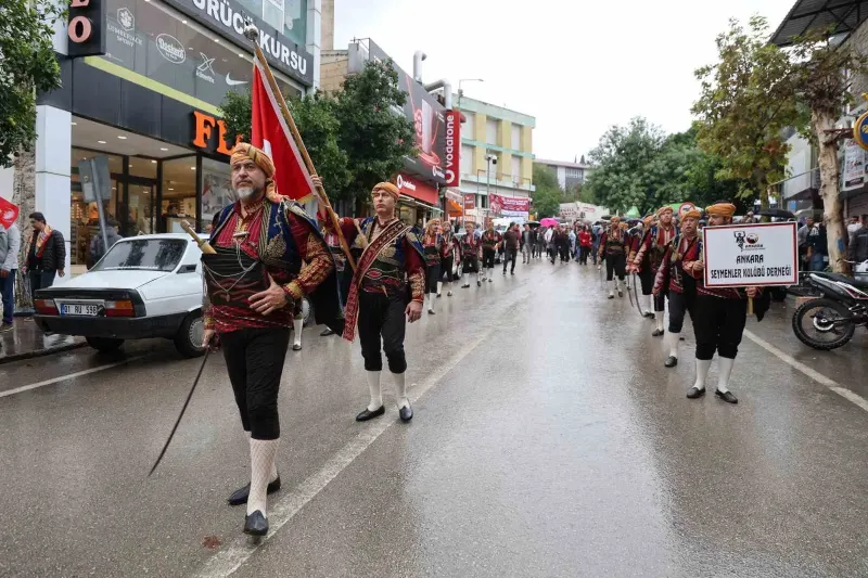 Kozan'da İsmet Atlı Karakucak Güreşleri Yağmura Rağmen Başladı