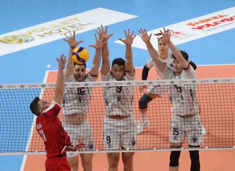 Efeler Ligi Sezon Açılışında Altekma Spor Toto Maçını Kazandı