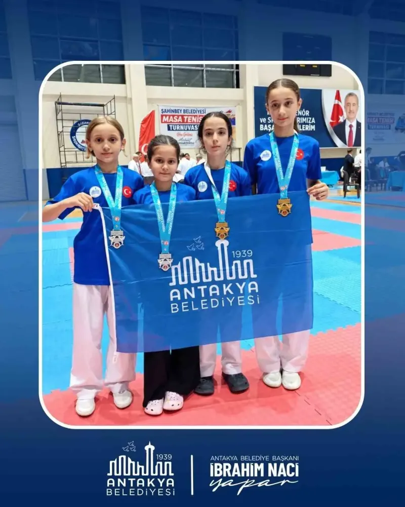 Antakya Belediyesi Karate Takımı Gaziantep Seçmelerinden 12 Madalya İle Döndü