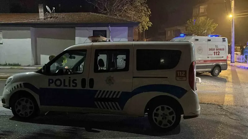 Çorum’da Bıçaklı Saldırı: 18 Yaşındaki Genç Yaralandı
