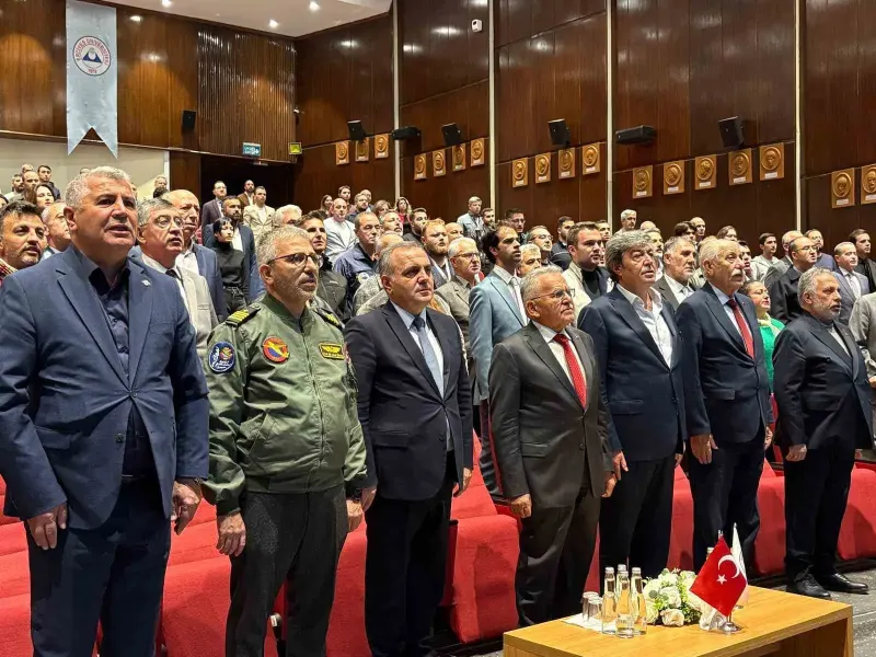Tomtaş'ın Asırlık Tarihi Kayseri'deki Konferansta Masaya Yatırıldı
