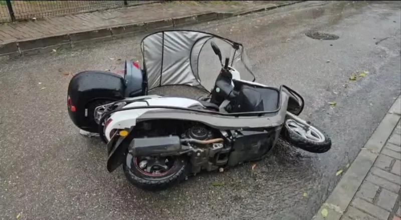 Bartın'da Sağanak Yağış Ve Fırtına Hayatı Olumsuz Etkiledi