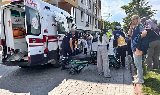Tavşanlı'da motosiklet devrildi: 2 yaralı