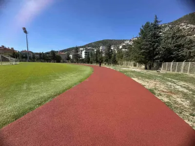 Akseki Atatürk Stadı’nda Toprak Pist Tartan Pist Oluyor