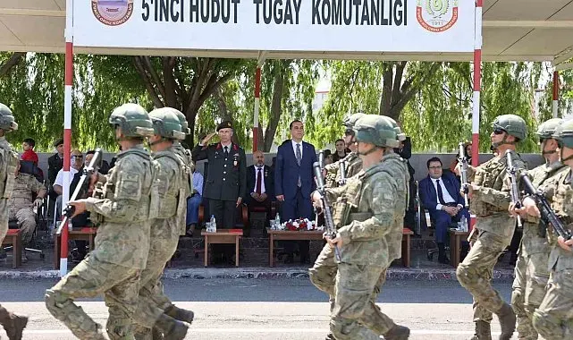 Iğdır'da Türk Kara Kuvvetlerinin 2235'inci kuruluş yıl dönümü törenle kutlandı