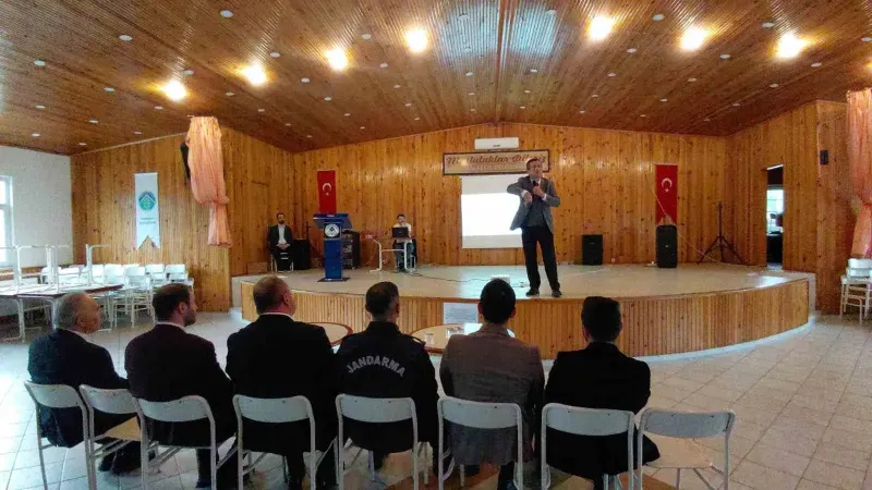 Bolu'da Aile Ve Velilere Yönelik Kapsamlı Bilgilendirme Semineri Düzenlendi