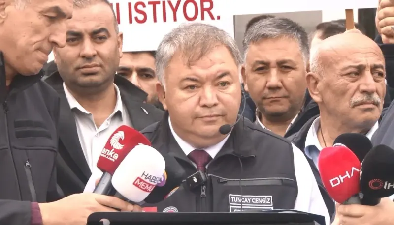Memur Sendikasından TÜİK Önünde Basın Açıklaması Ve Özlük Hakkı Çağrısı