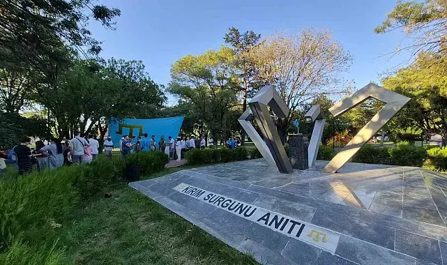 Eskişehir'de Kırım Tatar Milli Bayrak Günü coşkuyla kutlandı