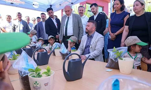 Arnavutköy'de çocukları doğayla buluşturan "Bitkim bana emanet" projesini hayata geçirildi
