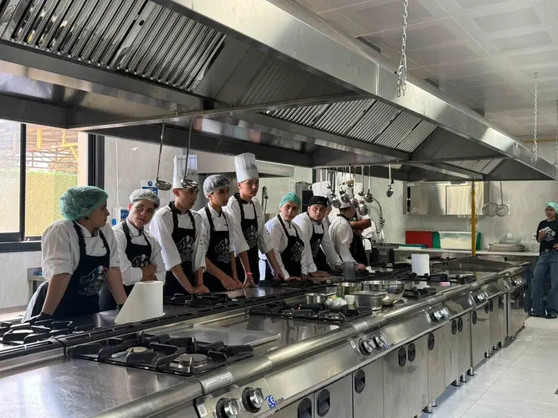 Türk Ve Fransız Öğrenciler Didim’de Gastronomi Atölyesinde Buluştu