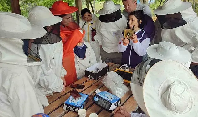 Arıcılara uzmanından eğitim