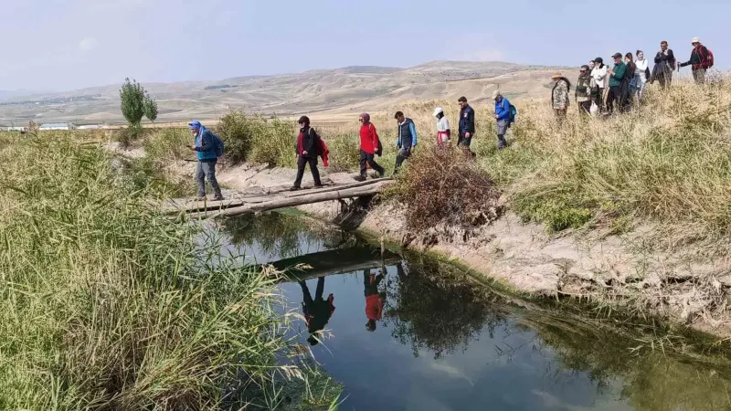 Muş Tarihi Ve Doğal Güzellikleri İçin Doğa Yürüyüşü Düzenlendi