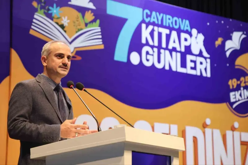 Çayırova'da Geleneksel Kitap Günleri Kapılarını Kitapseverlere Açtı