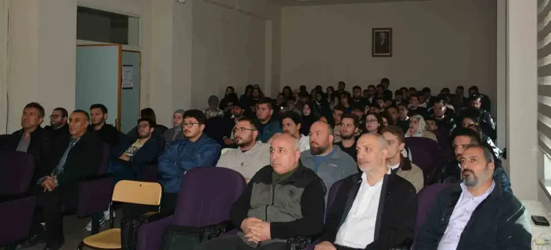 Düzce Üniversitesinde Orman Ürünleri Konferansı Düzenlendi