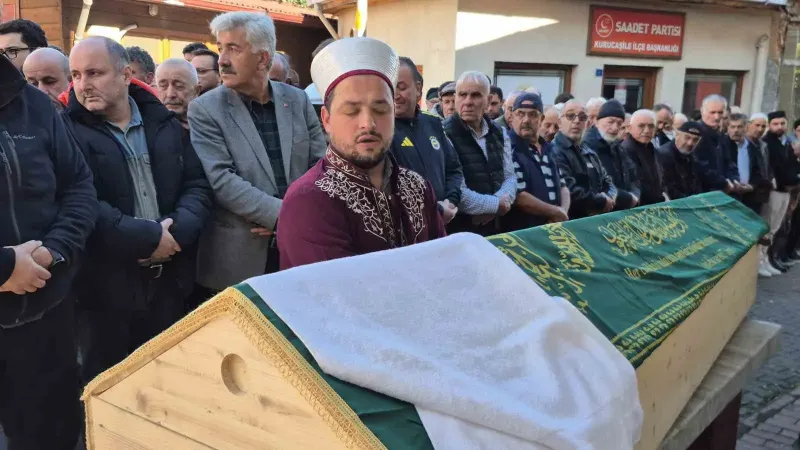 Konserde Fenalaşarak Hayatını Kaybeden Furkan Aksu Bartın'da Defnedildi