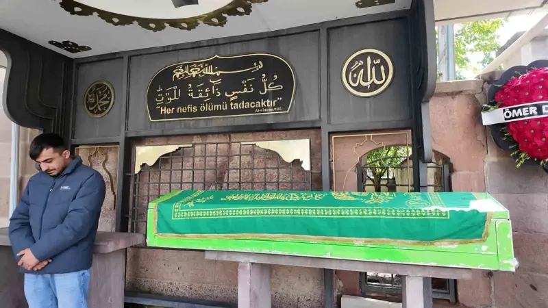 Erzurumlu Emekli Öğretmen Kalp Krizine Yenik Düştü