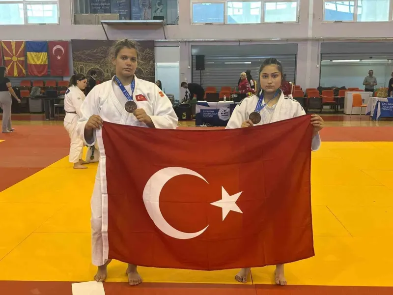 Salihlili Milli Judocular Balkan Şampiyonası'nda Madalya Kazandı