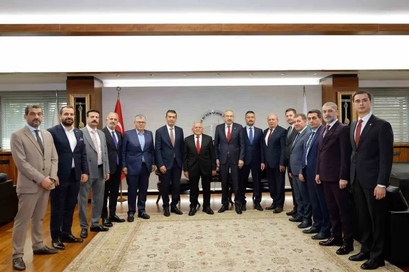 Başkan Büyükkılıç'tan Ticaret Ve Sanayi Odası Başkanlarına Kabul