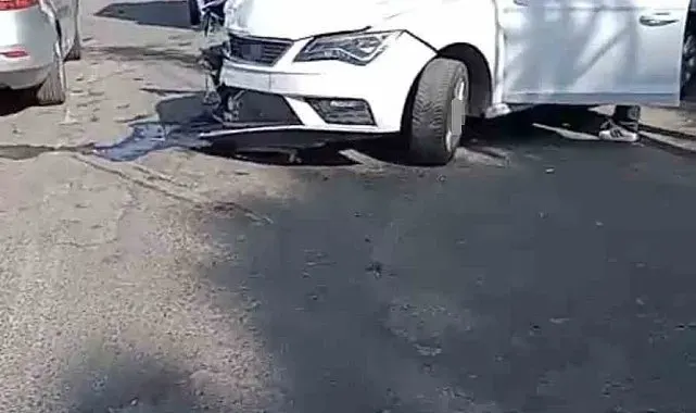 Bingöl'de iki otomobil çarpıştı: 2 kişi yaralandı