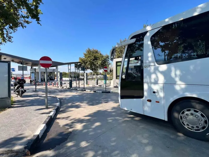 Manisa Otogarı’nda Tahliye Krizine Yol Kapatma Protestosu