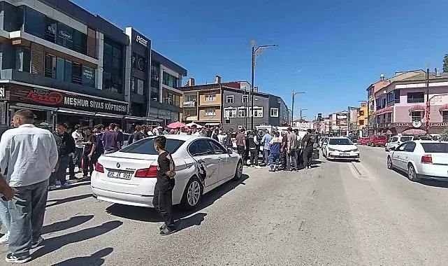 Sivas'ta 4 araçlı zincirleme kaza: 1 yaralı