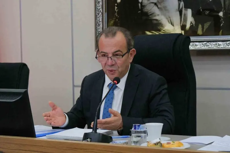 Görevden Uzaklaştırılan Tanju Özcan Marketler Sorusunda Hakim Karşısına Çıktı