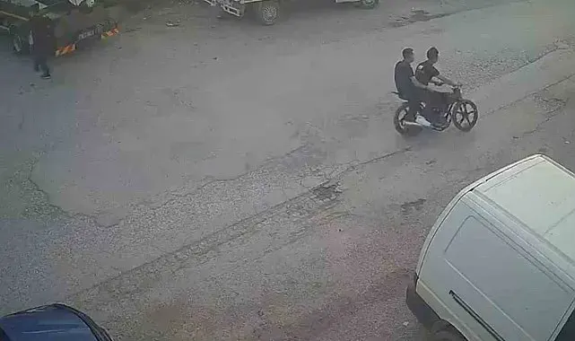 16 yaşındaki sürücü kazada yaralandı