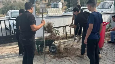 Aydın'da Öğrencilerden Örnek Çevre Hareketi