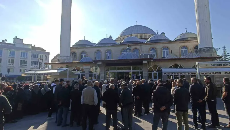Samsun Havza'dan 52 Kişilik Umre Kafilesi Dualarla Uğurlandı