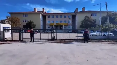Çanakkale'de Okul Çevrelerinde Sıkı Güvenlik Denetimleri Sürüyor