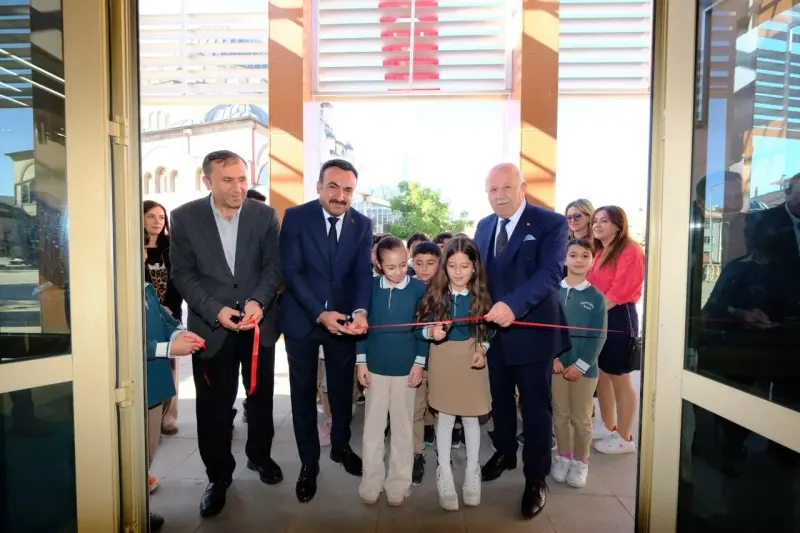 Akdağmadeni Kitap Günleri On Bin Eserle Kapılarını Açtı