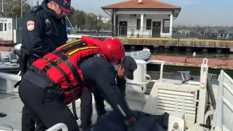 Haliç Açıklarında Bulunan Cansız Bedenin Selde Kaybolan Ahmet Derin'e Ait Olduğu Değerlendiriliyor