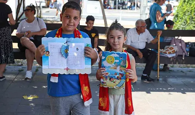 Göztepe'den Karne Etkinliği: "Karneni Getir, Hediyeni Götür" coşkusu başladı