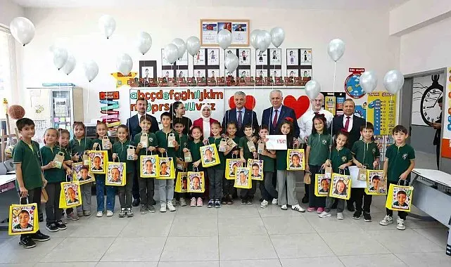 Vali Makas, İrfan Öztürk İlkokulu'nda karne sevincine ortak oldu
