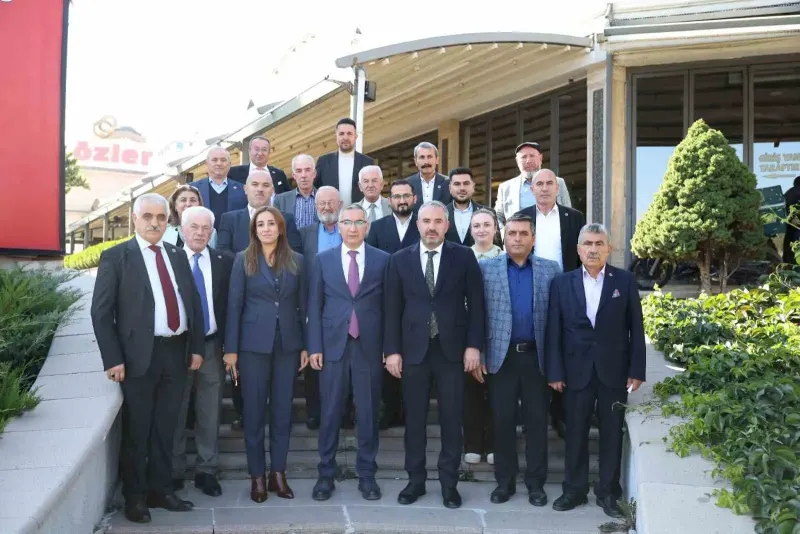 Pursaklar Belediyesi Muhtarlar Gününde Başkan Çetin İle Muhtarları Buluşturdu